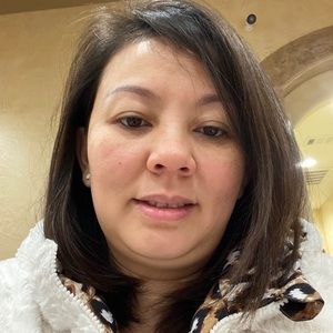 Meet your Posher, Hang